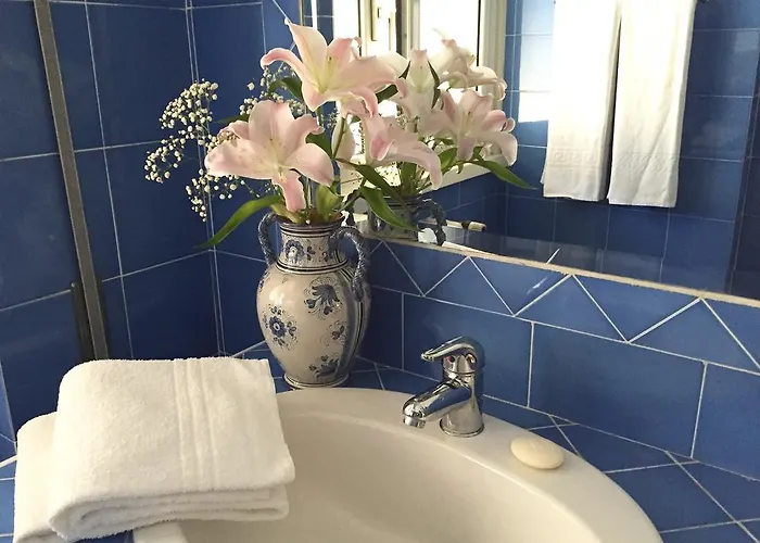 Felice Monteverde Vecchio Bed & Breakfast *